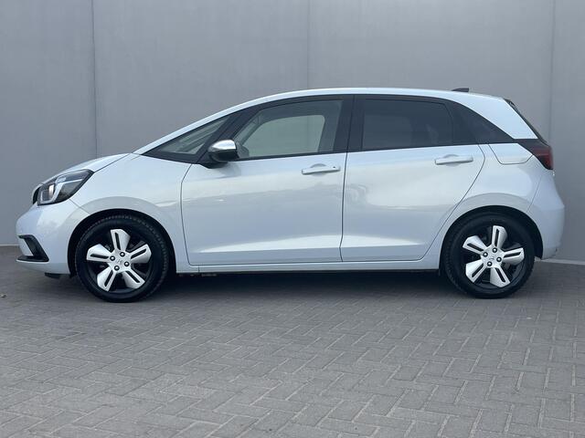 Honda JAZZ 1.5 e:HEV Executive / Dealer Onderhouden / Android Auto & Apple Carplay / Navigatie / Adaptieve Cruise Control / Airco / Parkeersensoren / Stoelverwarming / Leder/Stof Bekleding / DAB / Bluetooth / Keyless
