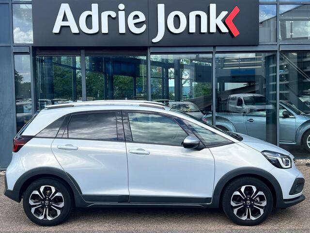 Honda JAZZ 1.5 e:HEV Crosstar AUTOMAAT | FULL HYBRID | CAMERA | NAVIGATIE | ADAPTIVE CRUISE CONTROLE | NED. AUTO | LAGE KM STAND 25.738km |