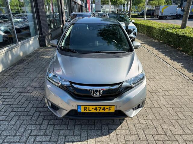 Honda JAZZ 1.3 i-VTEC Trend | Navigatie | Parkeersensoren | Stoelverw.