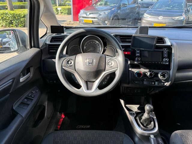 Honda JAZZ 1.3 i-VTEC Trend | Navigatie | Parkeersensoren | Stoelverw.