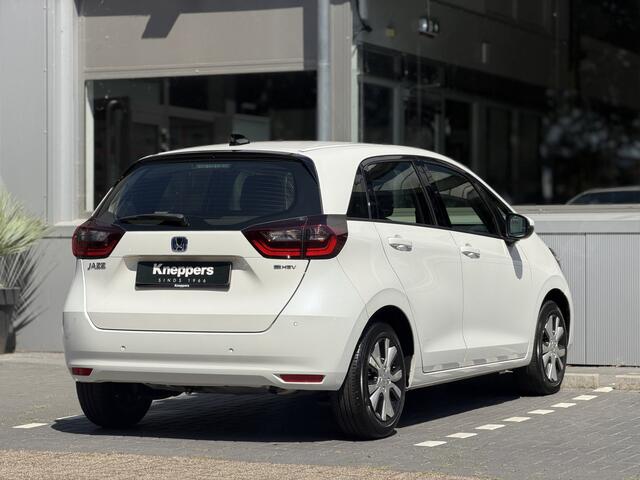 Honda JAZZ 1.5 e:HEV Elegance | GEEN AFLEVERKOSTEN | Parkeersensoren, Apple/Anroid, Voorstoelen verwarmd