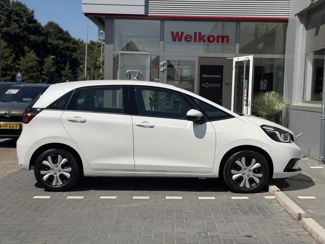 Honda JAZZ 1.5 e:HEV Elegance | GEEN AFLEVERKOSTEN | Parkeersensoren, Apple/Anroid, Voorstoelen verwarmd