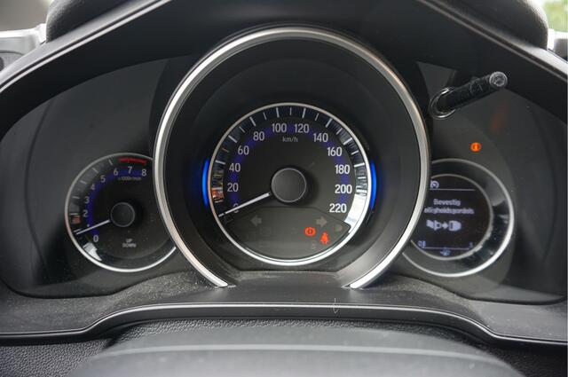 Honda JAZZ 1.3 i-VTEC Comfort Trekhaak Navigatie
