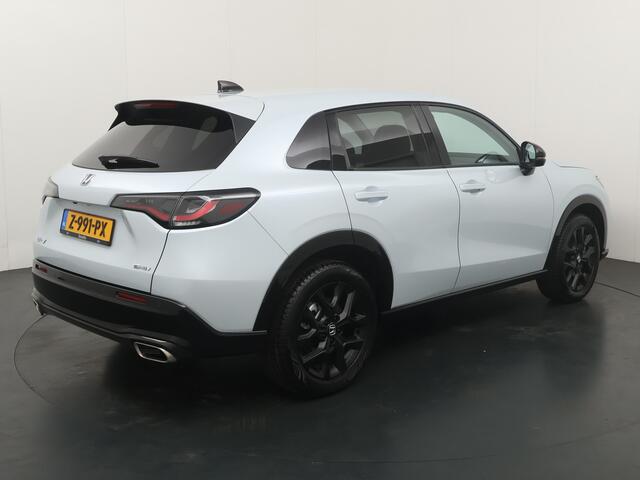 Honda ZR-V 2.0 184PK HEV Sport | Elekt. stoel | Adapt. cruise | Stoelverwarming | Clima | Elekt. kofferklep | Halfleder/stof | Keyless