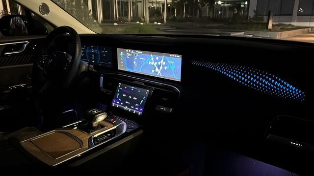 Hongqi E-HS9 Business / 1 ste eigenaar /