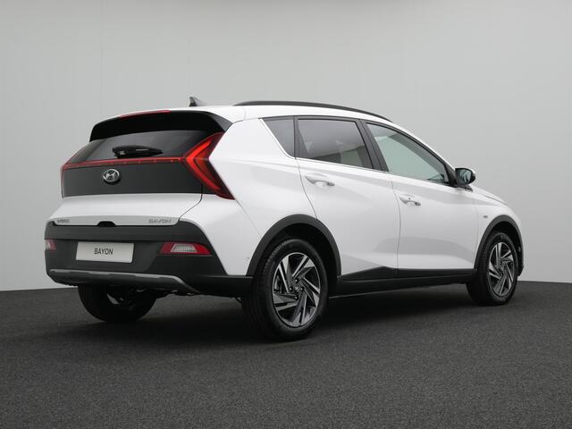 Hyundai Bayon 1.0 T-GDI Comfort Met Apple Carplay Navigatie, Airconditioning en Cruise Control Uit voorraad leverbaar!