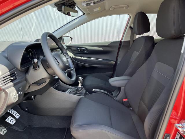 Hyundai Bayon 1.0 T-GDI Premium Navigatie / Apple Carplay & Android Auto / Climate Controle / Stoel- & Stuurverwarming / Camera /