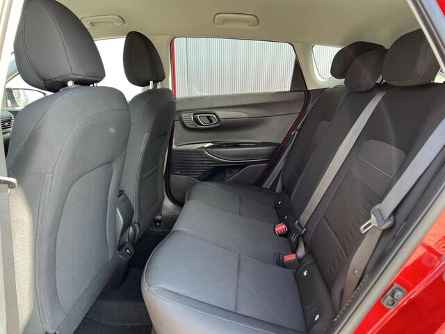 Hyundai Bayon 1.0 T-GDI Premium Navigatie / Apple Carplay & Android Auto / Climate Controle / Stoel- & Stuurverwarming / Camera /