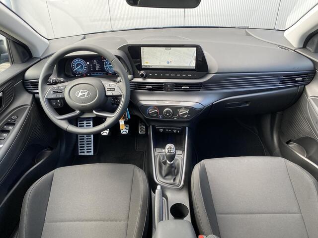 Hyundai Bayon 1.0 T-GDI Comfort / ¤2000.- Voordeel / ¤ 28.090.- Rijklaar / Modeljaar 2025 / Navigatie / Lm 16"/ Led Koplampen /