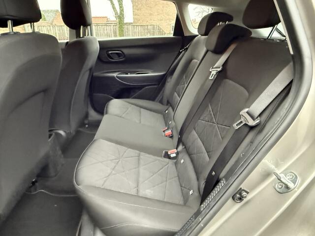 Hyundai Bayon 1.0 T-GDI Comfort | PDC A | Camera | Two-Tone |