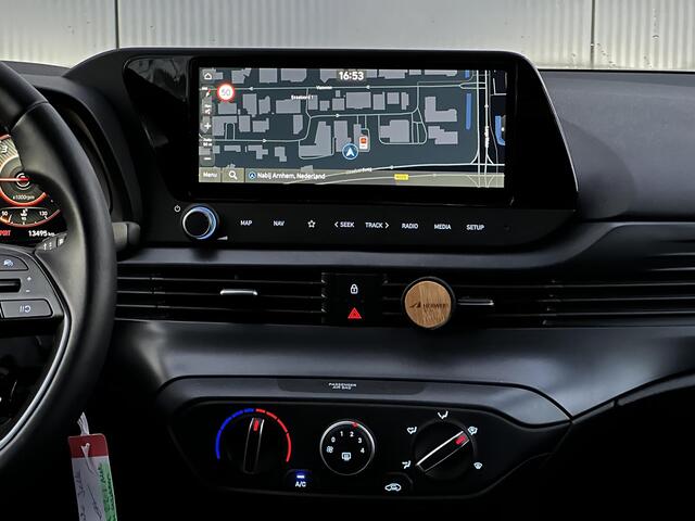 Hyundai Bayon 1.0 T-GDI Comfort Smart / Navigatie / Airco / Cruise Control / Digitaal Dashboard / Wireless Charger / Achteruitrijcamera / Parkeersensoren Achter /