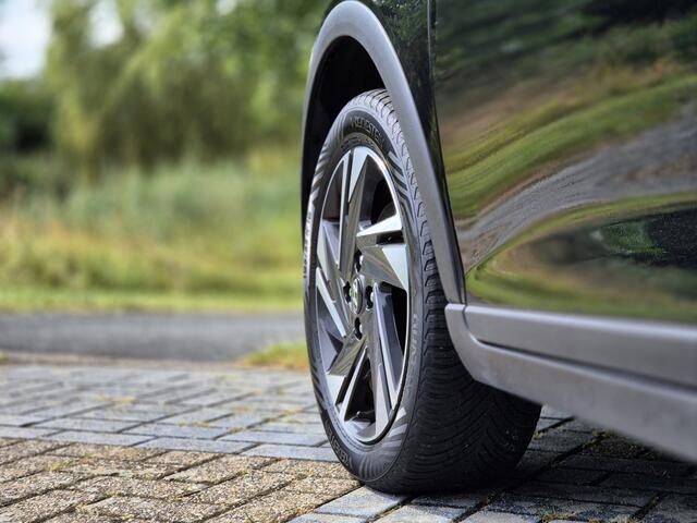 Hyundai Bayon 1.0 T-GDI 100pk MHEV Premium | Camera | Stoel-Stuurverwarming |