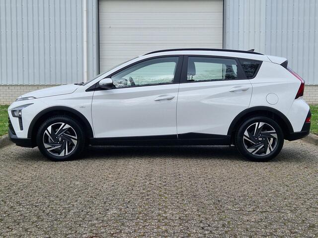 Hyundai Bayon 1.0 T-GDI Comfort Smart / Automaat / All Seasons / Achteruitrijcamera / Navigatie / Apple Carplay & Android Auto /