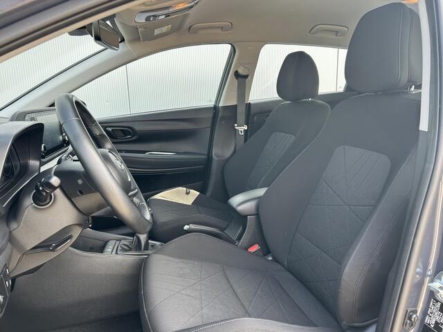 Hyundai Bayon 1.0 T-GDI Comfort / All Season Banden / Airco / Cruise Control / Apple Android Carplay / Camera / Bluetooth /