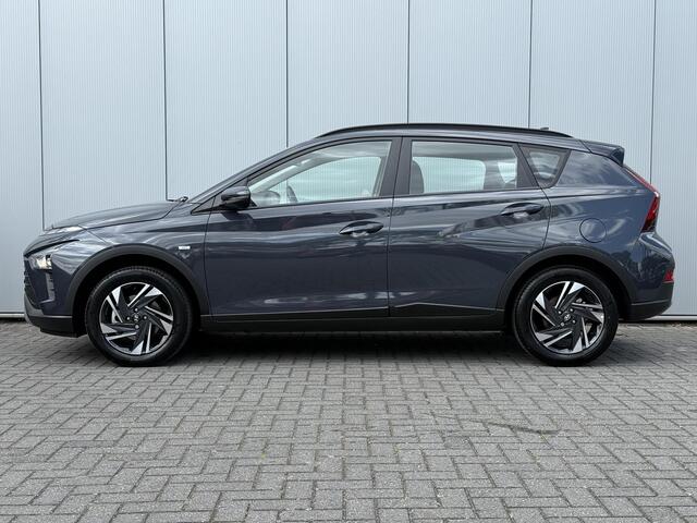 Hyundai Bayon 1.0 T-GDI Comfort Smart / Navigatie / Airco / Cruise Control / Apple Carplay & Android Auto / Digitaal Dashboard / Elek. Ramen / Leder Multifunctioneel Stuur / NL Auto /