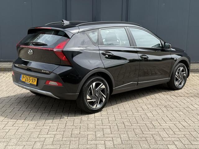 Hyundai Bayon 1.0 T-GDI Comfort Smart /Achteruitrijcamera / Apple CarPlay / Cruise Control / Navigatie / Dealer Onderhouden / 1ste Eigenaar