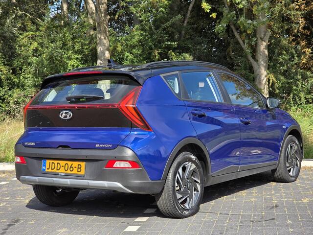 Hyundai Bayon 5drs 1.0 T-GDI 100 PK Comfort | Contrasterende dakkleur | Apple Carplay & Android Auto | Achteruitrijcamera | Parkeersensoren | Airco |
