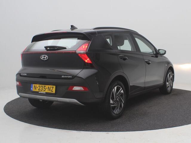 Hyundai Bayon 1.0 T-GDI Comfort Smart / Dealeronderhouden / Navigatie / Achteruitrijcamera / Cruise Control / Apple Carplay / Parkeersensoren / LMV / 5 Jaar Fabrieksgarantie / Android Auto / NL Auto /