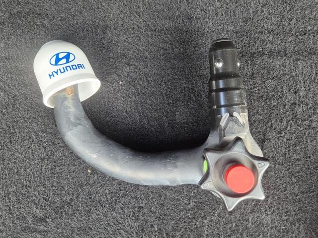 Hyundai Bayon 1.0 T-GDI Premium Handgeschakeld / Trekhaak Afneembaar / Trekgewicht 1110 kg / Achteruitrijcamera / Stuur-, en Stoelverwarming / Cruise control / Keyless Entry/Start / Apple Carplay Android Auto / Climate control /