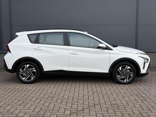 Hyundai Bayon 1.0 T-GDI Comfort Smart / Navigatie / Achteruitrijcamera / Apple Carplay&Android Auto / Airco / Parkeer sensoren Achter /