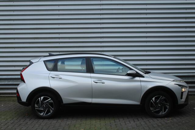 Hyundai Bayon 1.0 T-GDI 101pk MHEV Comfort NL-Auto NAP Airco Cruise Carplay Camera Dig. Cockpit 16"LMV Trekhaak 1110kg