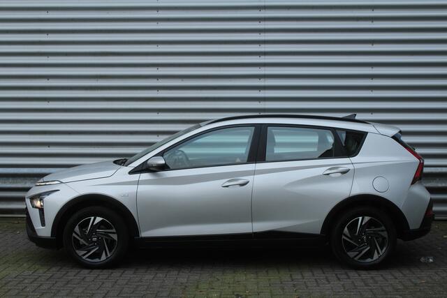 Hyundai Bayon 1.0 T-GDI 101pk MHEV Comfort NL-Auto NAP Airco Cruise Carplay Camera Dig. Cockpit 16"LMV Trekhaak 1110kg