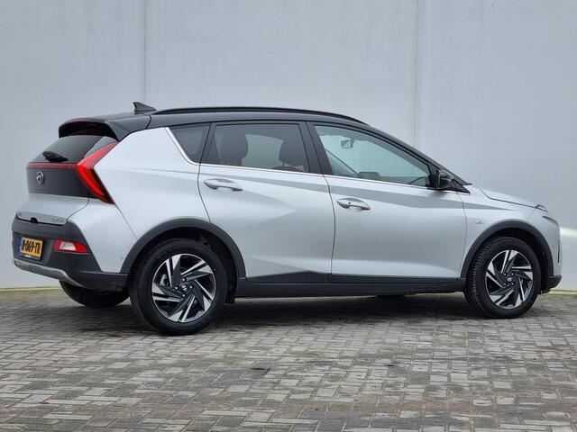 Hyundai Bayon 1.0 T-GDI Premium / Navigatie / Verwarmde stoelen + stuurwiel / Cruise Control / Keyless Entry / LMV / Climate Control / Extra Getint Glas.