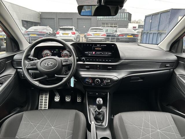 Hyundai Bayon 1.0 T-GDI Comfort Smart | Apple Carplay / Android Auto | Cruise Control | Navigatie | Achteruitrijcamera | parkeersensoren achter |Trekhaak|
