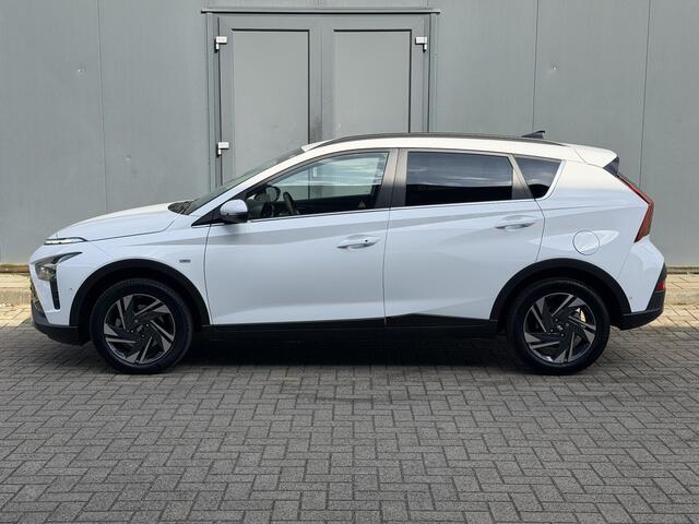 Hyundai Bayon 1.0 T-GDI Premium / Stuurverwarming / Stoelverwarming / Navigatie / Dode hoek detectie / Apple Carplay / Android Auto / Adaptieve Cruise Control / Achteruitrijcamera