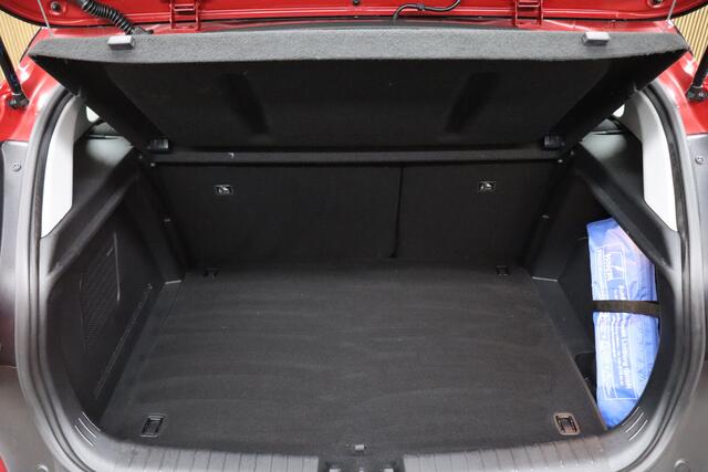 Hyundai Bayon 1.0 T-GDI Comfort Smart | Trekhaak | Cruise-control | Camera | Clima | Parkeersensoren V+A | Apple Carplay & Android Auto | Navigatie | Stuur & Stoelverwarming