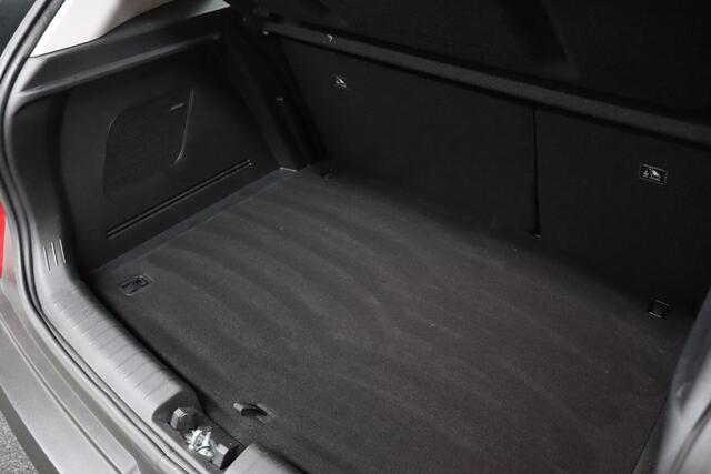 Hyundai Bayon 1.0 T-GDI Comfort Smart | Trekhaak | Cruise-control | Camera | Clima | Parkeersensoren V+A | Apple Carplay & Android Auto | Navigatie | Stuur & Stoelverwarming