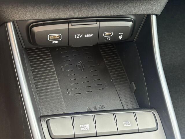 Hyundai Bayon 1.0 T-GDI Comfort / ¤2000,- Voordeel / Uit Voorraad Leverbaar / Navigatie / Cruise / Elektrische Ramen V+A / Apple Carplay & Android Auto / 16'' LM Velgen /