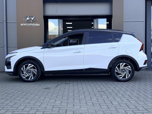 Hyundai Bayon 1.0 T-GDI Premium Automaat / Automaat / LED Verlichting / Stoel- & Stuurverwarming / Keyless / Climate Control / Adaptive Cruise Control / Navigatie / Achteruitrijcamera / Parkeersensoren Voor + Achter / Snel Leverbaar! /