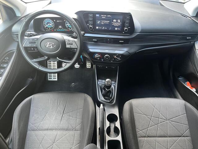 Hyundai Bayon Comfort 1.0 T-GDI 100pk | HOGE INSTAP! | CAMERA | NL-AUTO | APPLE CARPLAY / ANDROID AUTO | LM-VELGEN | CRUISE CONTROL | PDC |
