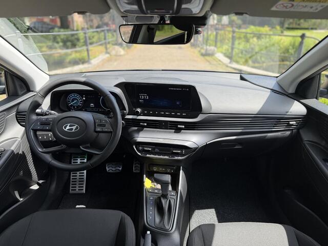 Hyundai Bayon 1.0 T-GDI Premium | 7400KM! | Adaptive | CarPlay | Fabrieksgarantie |