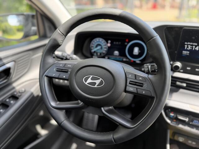Hyundai Bayon 1.0 T-GDI Premium | 7400KM! | Adaptive | CarPlay | Fabrieksgarantie |
