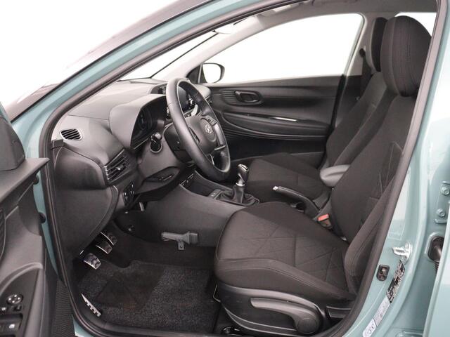 Hyundai Bayon 1.0 T-GDI Comfort | Cruise control | Camera | Carplay | Lane assist | DAB | Park assist | Sfeerverlichting | Full LED |
