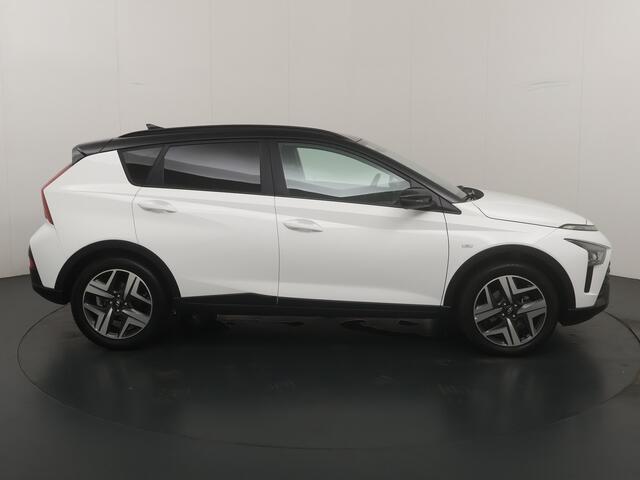 Hyundai Bayon 100PK T-GDI Comfort Smart | Trekhaak | Automaat | AR Camera | Stoel en stuurverwarming | Bose Audio | LED | Cruise