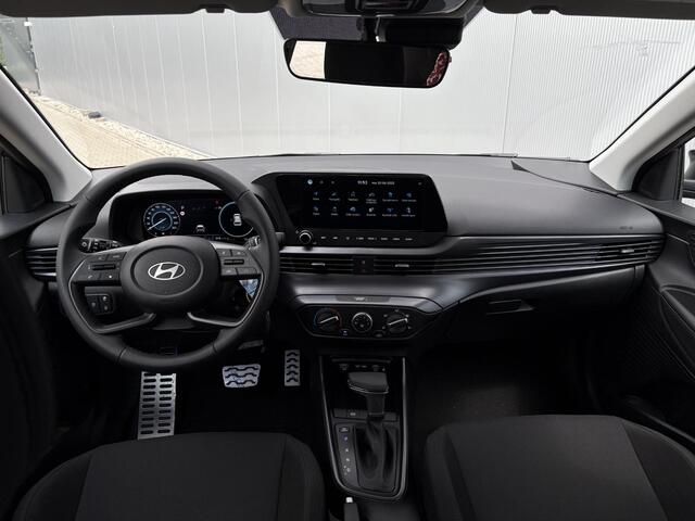 Hyundai Bayon 1.0 T-GDI Comfort Automaat / Apple Carplay / Navigatie / Achteruitrijcamera / Airco / Cruise Control / Parkeersensoren Achter / NAP Logisch