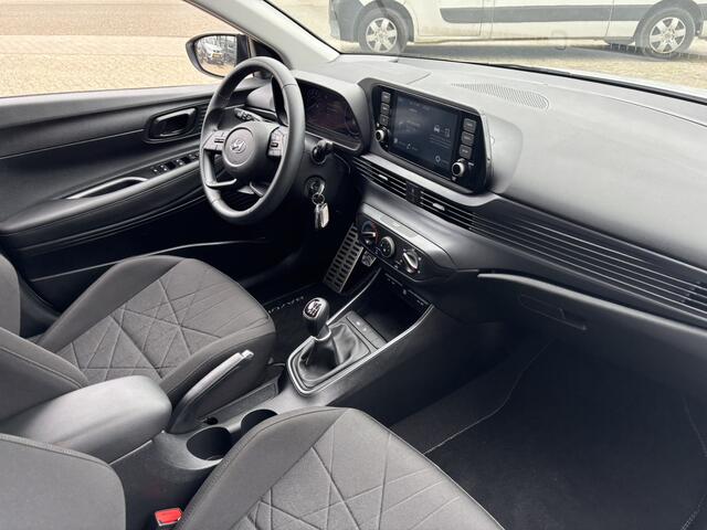 Hyundai Bayon 1.0 T-GDI Comfort / Camera / Applecarplay/AndroidAuto / Allseason Banden /