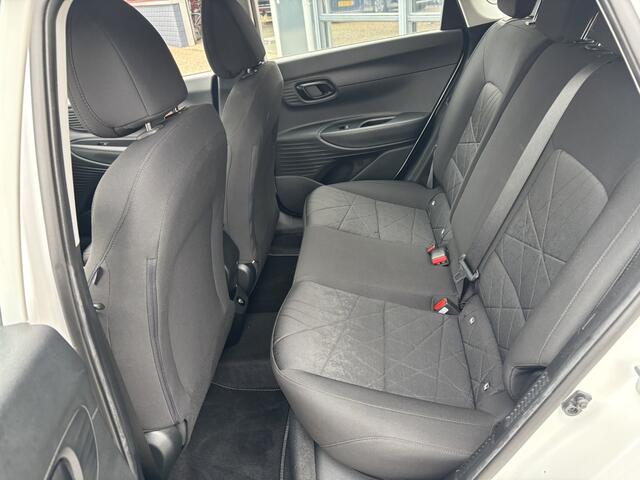Hyundai Bayon 1.0 T-GDI Comfort / Camera / Applecarplay/AndroidAuto / Allseason Banden /