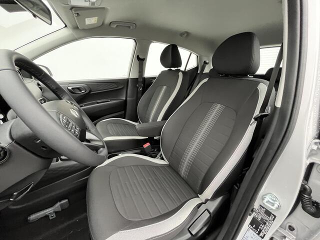 Hyundai I 10 1.0 Comfort Smart / Uit voorraad leverbaar / ¤2400,- Voordeel / DAB / Airco /Cruise Control / Carplay