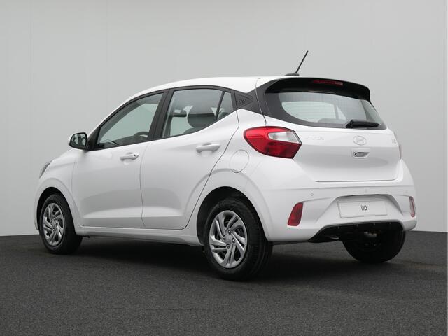 Hyundai I 10 1.0 Premium Met Navigatie, Climate Control en Cruise Control Uit voorraad leverbaar!