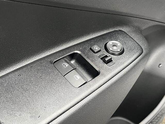Hyundai I 10 1.0 Comfort Smart / ¤ 1000,- Voordeel / MY 25 / ¤20.990 Rijklaar / Direct Leverbaar / AppleCar Play & Android Auto / DAB / Airco / Cruise Control /