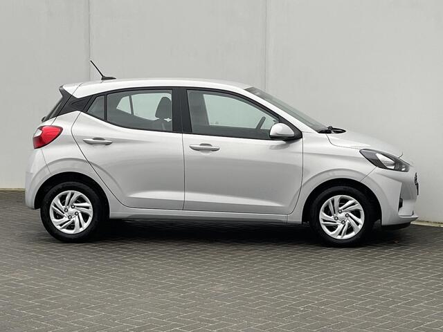 Hyundai I 10 1.0 Comfort Smart / ¤ 1000,- Voordeel / MY 25 / ¤20.990 Rijklaar / Direct Leverbaar / AppleCar Play & Android Auto / DAB / Airco / Cruise Control /
