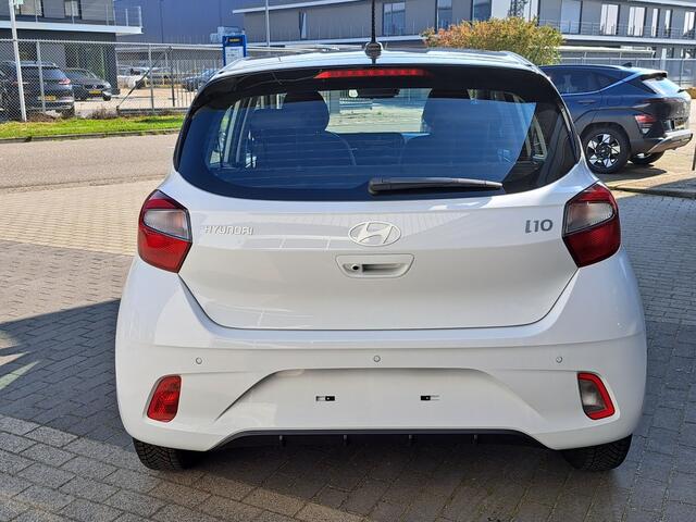 Hyundai I 10 1.0 Comfort Smart | Navigatie | Cruise control | Airco | Apple/a