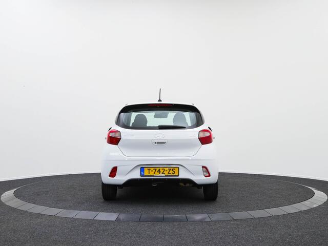 Hyundai I 10 1.0 Comfort Smart | Private lease 339 p.m. | Navigatie