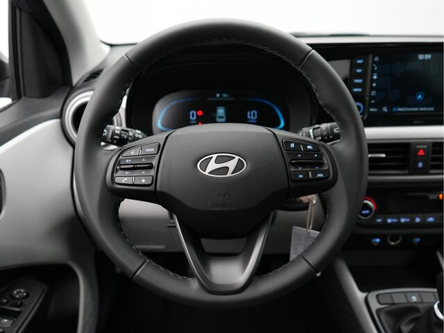 Hyundai I 10 1.0 Premium Met Navigatie, Climate Control en Camera Uit voorraad leverbaar!