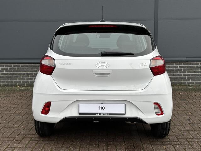 Hyundai I 10 1.0 Comfort / Navigatie d.m.v. Apple Carplay & Android Auto / Cruise Control / Airco / Elek. Spiegels /