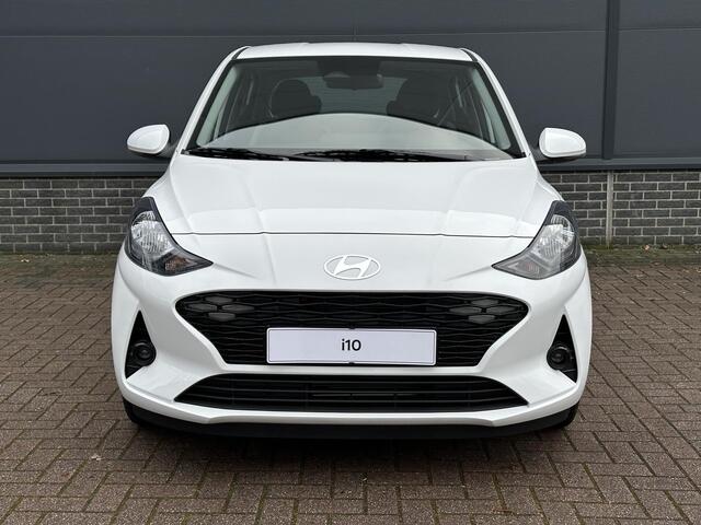 Hyundai I 10 1.0 Comfort / Navigatie d.m.v. Apple Carplay & Android Auto / Cruise Control / Airco / Elek. Spiegels /